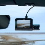 La Dash Cam a tripla camera che difende l’auto anche quando è parcheggiata