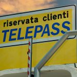 Brutta sorpresa per chi usa Telepass: aumentano i costi di assistenza e Twin